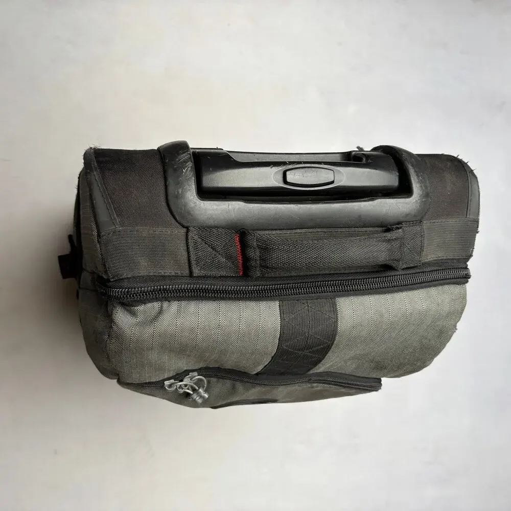 Oakley 22